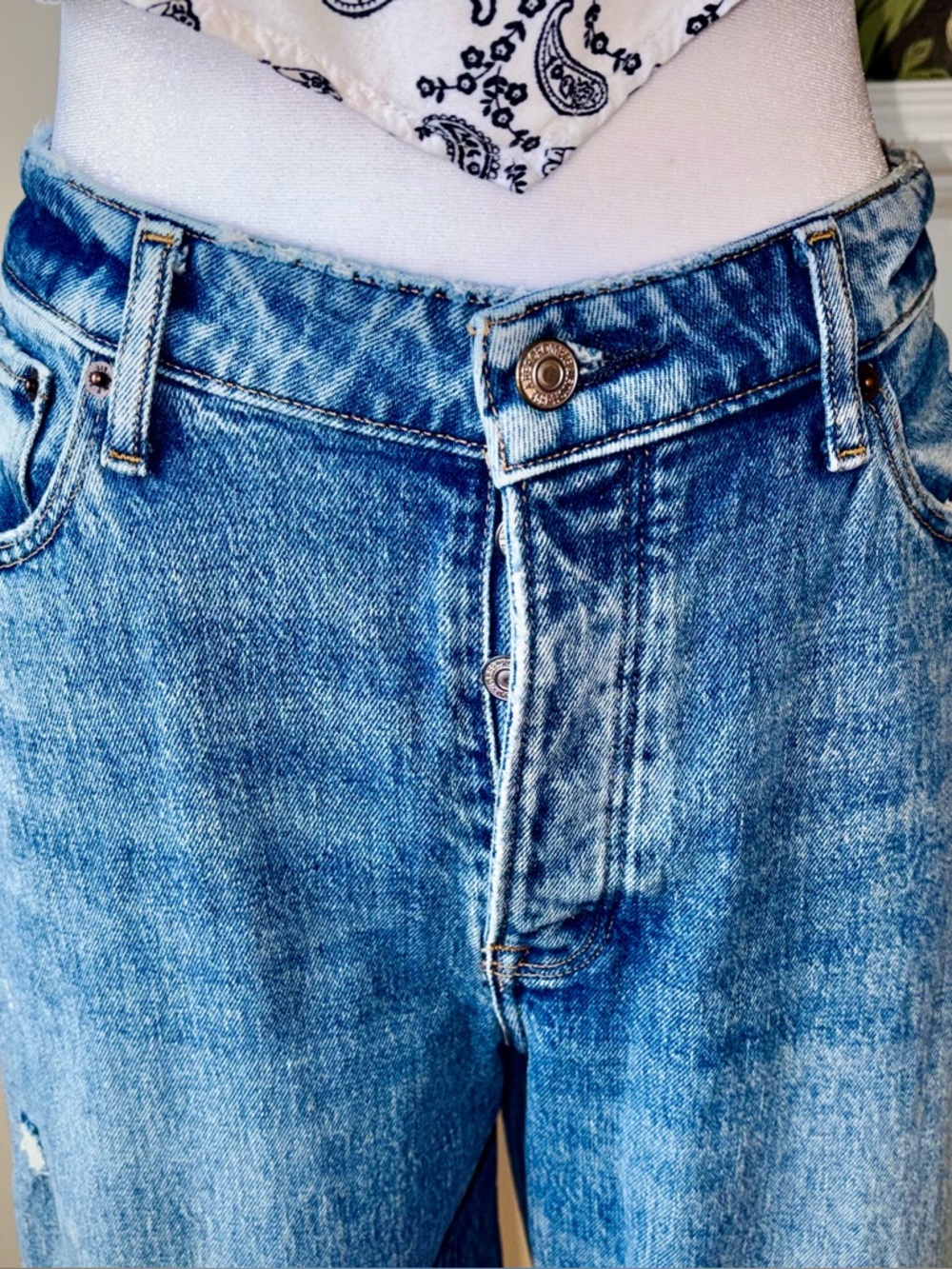 A&F 🫎 High Rise Dad Jean Petite - Picture 4 of 11